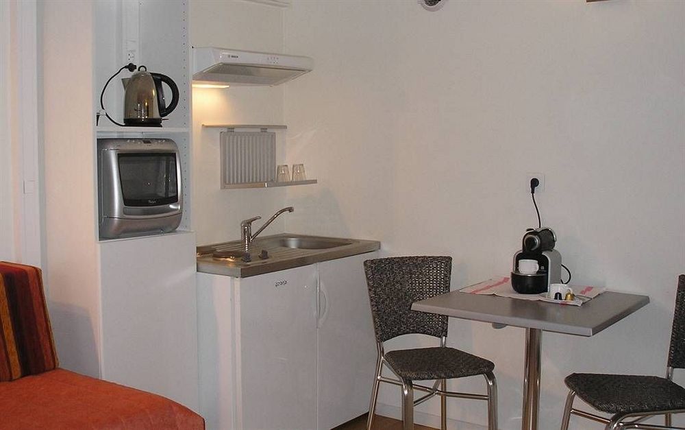Hotel Pierre Blanche Chatillon-en-Michaille Esterno foto